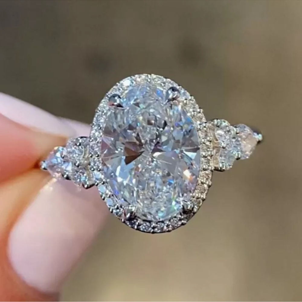 Gorgeous Women Jewelry Oval Cut Cubic Zirconia Rings 925 Silver Rings - Picture 2 of 2